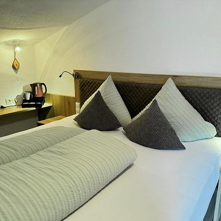Haus Felsneck Bed and Breakfast Sölden Exteriör bild