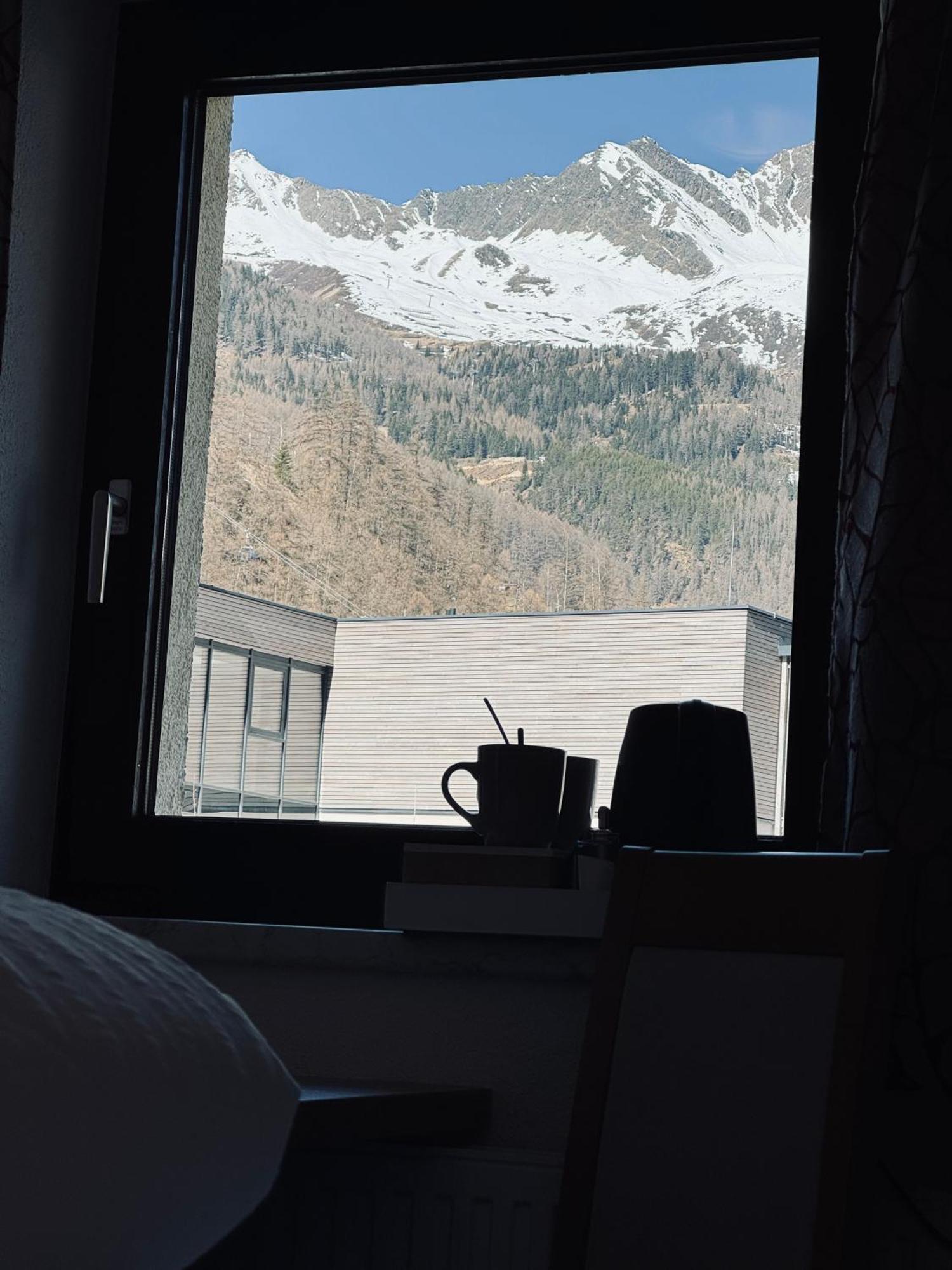 Haus Felsneck Bed and Breakfast Sölden Exteriör bild